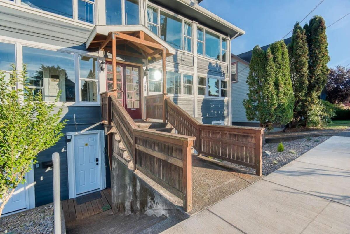 #Stayinmydistrict Historic Apartment Near Downtown Coos Bay Exterior foto